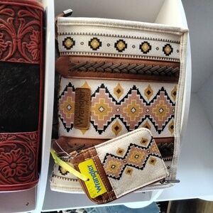 Wrangler Aztec Small Tote/Crossbody and Card Case Set 2Pc- Coffee